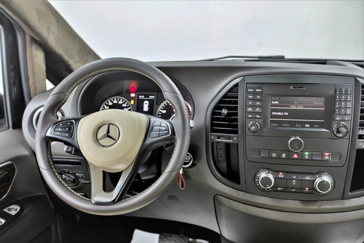 Mercedes Vito